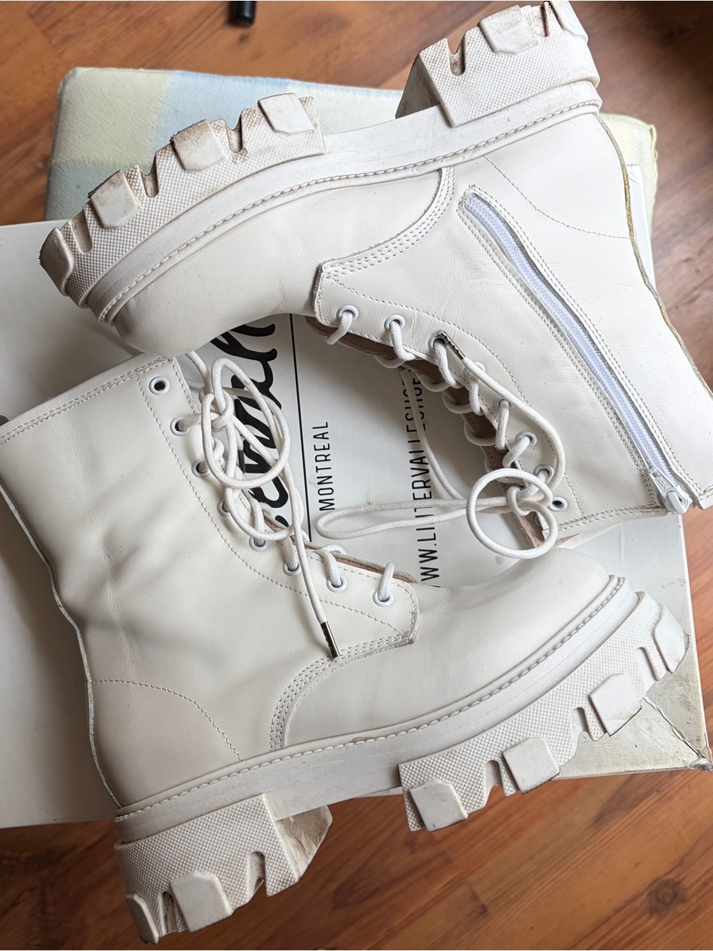 L’intervalle Women's Fukoka White Leather Lace-Up Combat Boots - 37 - Picture 3 of 6